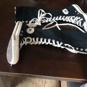 Converse knee high